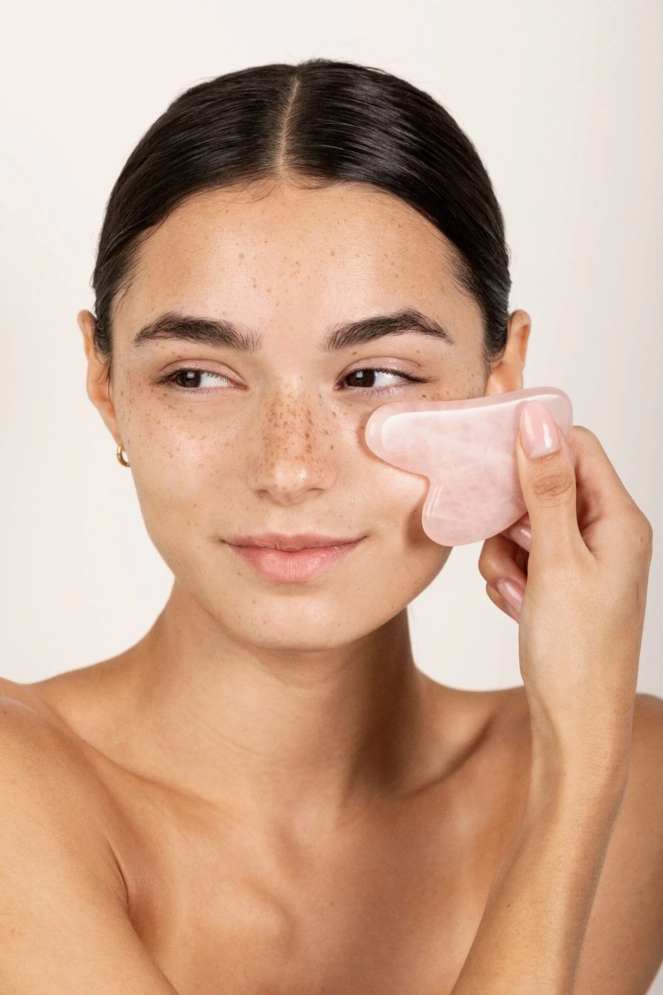 GUA SHA - pietra in quarzo rosa per massaggio viso